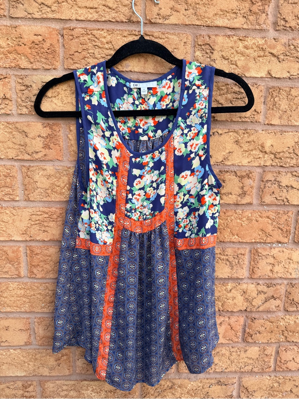 💫4/$25 • DR2 Floral Navy & Orange Sleeveless Tank Top